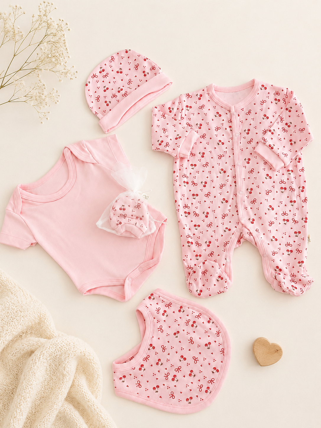 Višedjelni set za bebe - Trešnjice